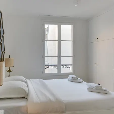 Guestready - Stylish And Spacious Flat - Champs-elysees